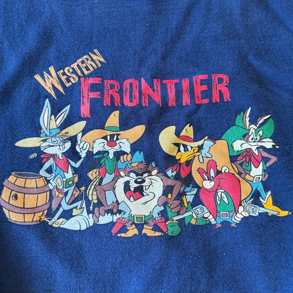 Vintage Looney Tunes Sweatshirt - Picture 10 of 10
